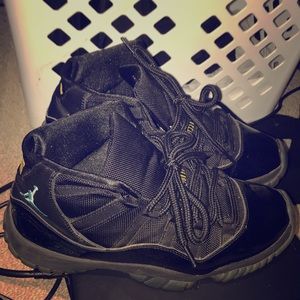 Retro Jordan Gamma Blue 11